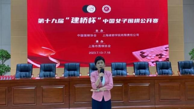 亚洲三级黄