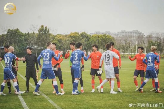 丝袜制服第一页