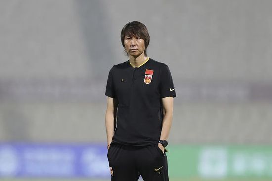 青娱乐伊人